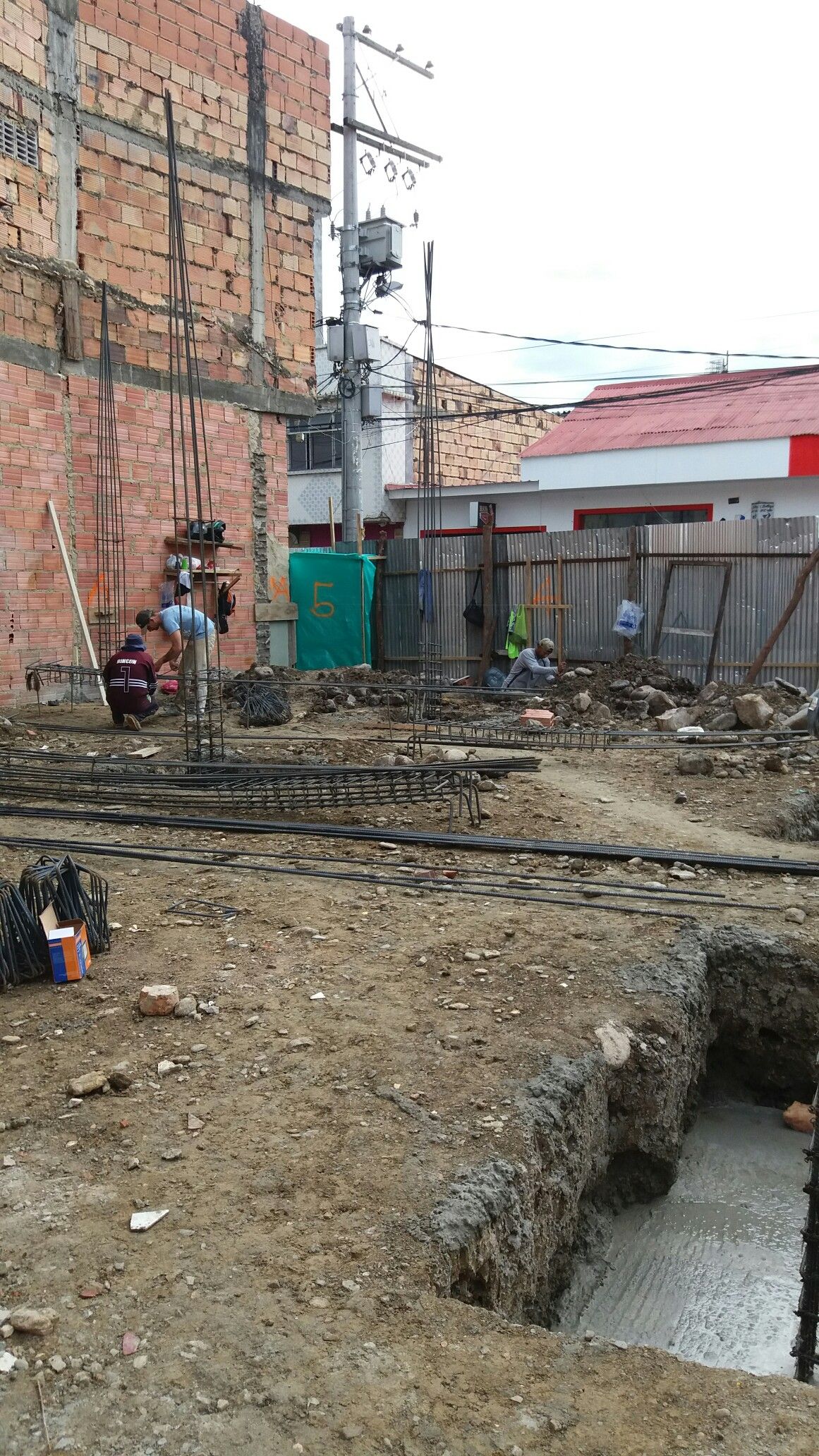 8e63c06cacdc59ce8464ee4f24c2368c