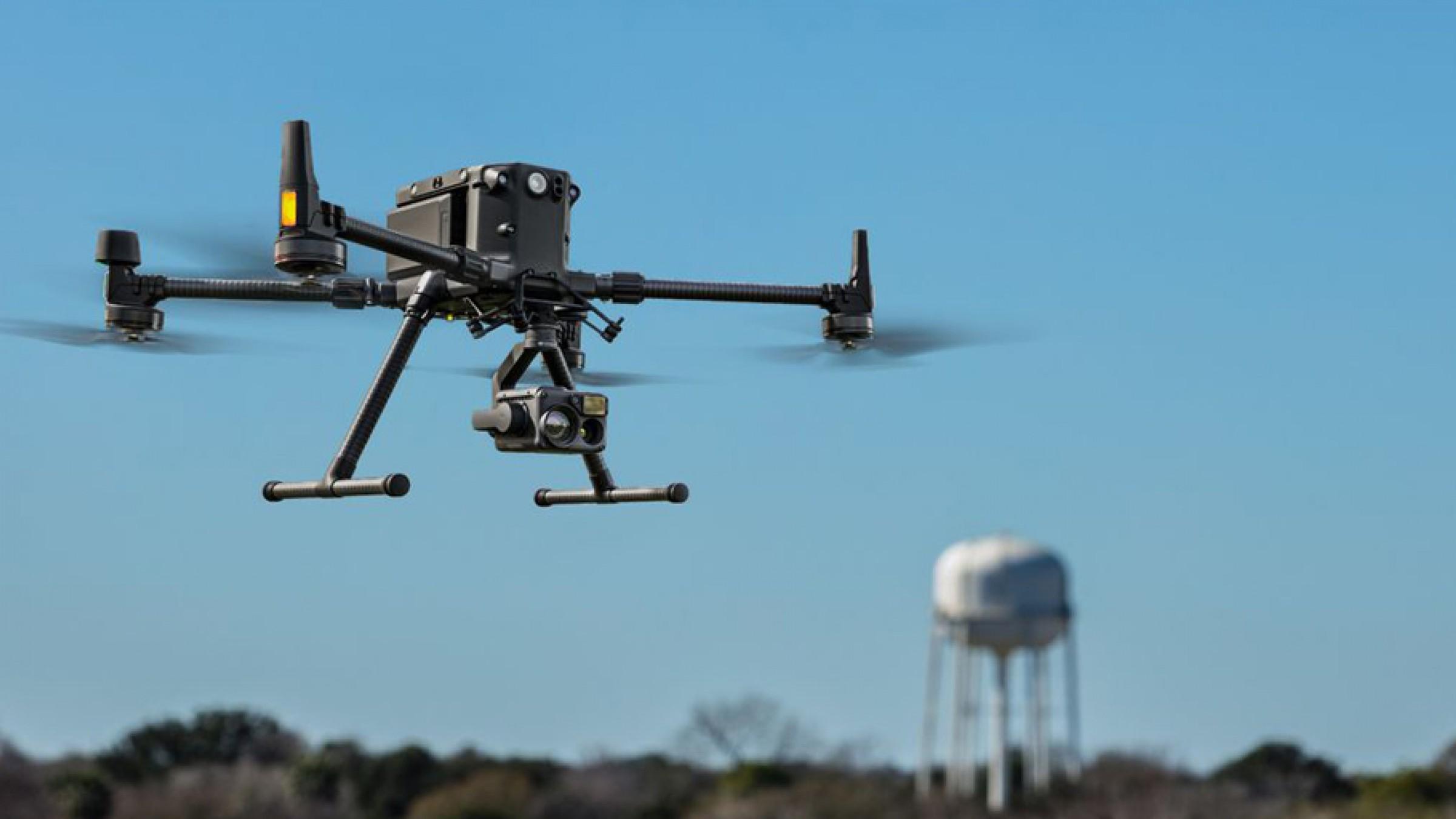 Drone Xây Dựng Biệt Thự: Giải Pháp Khảo Sát 3D Chính Xác Và Nhanh Gọn 2 Drone xây dựng biệt thự điều khiển qua ứng dụng bản đồ số