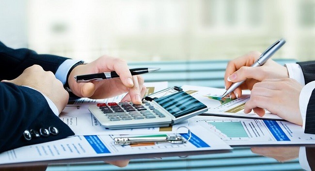 Mâu Thuẫn Khi Xây Nhà Và Giải Pháp Từ Chuyên Gia Giúp Giữ Tiến Độ 3 Đàm phán chi phí xây dựng để tránh mâu thuẫn khi xây nhà