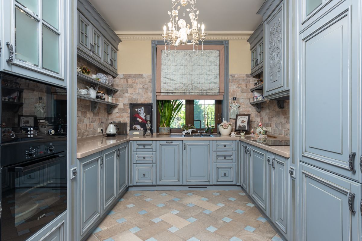 Nội thất Modern Classic cho phòng bếp cổ điển thanh lịch